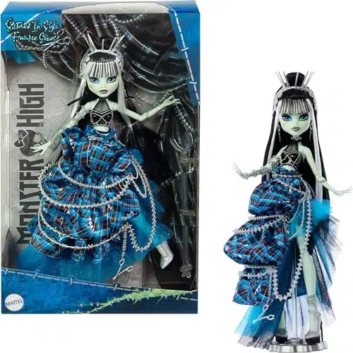 Monster High Frankie Stein Doll with Original Sculpt, Stitched in Style Collector Doll with Deconstructed Gown and Sewing Inspired Accessories (Amazon Exclusive)